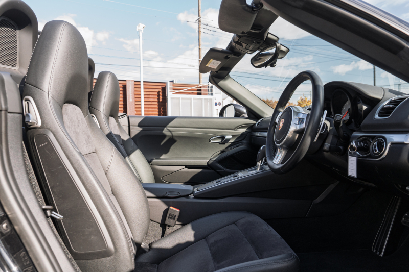 ポルシェ ボクスター(Type981) S ｽﾎﾟｰﾂｸﾛﾉPKG　2015年ﾓﾃﾞﾙ ﾌﾞﾗｯｸﾊｰﾌﾚｻﾞｰｼｰﾄ ｼｰﾄﾋｰﾀｰ ﾌﾞﾗｯｸｿﾌﾄﾄｯﾌﾟ ｸﾗﾘｵﾝﾅﾋﾞ ﾌﾙｾｸﾞTV ｽﾎﾟｰﾂﾃﾞｻﾞｲﾝｽﾃｱ 電動Dﾐﾗｰ ｵｰﾄｴｱｺﾝ TPM ｹｲﾏﾝS19ｲﾝﾁAW　2年保証