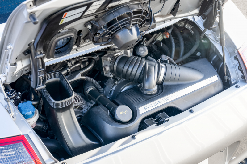 ポルシェ 911(Type997) ｶﾚﾗ4 ｽﾎﾟｰﾂｸﾛﾉPKG　ﾌﾞﾗｯｸﾚｻﾞｰｼｰﾄ ｼｰﾄﾋｰﾀｰ ﾅﾋﾞTV ｽﾎﾟｴｸﾞ PASM ｽﾎﾟｰﾂﾃﾞｻﾞｲﾝ19ｲﾝﾁAW ｷｾﾉﾝﾍｯﾄﾞﾗｲﾄ ｵｰﾄｴｱｺﾝ PSM F/Rﾌｫｸﾞ　2年保証