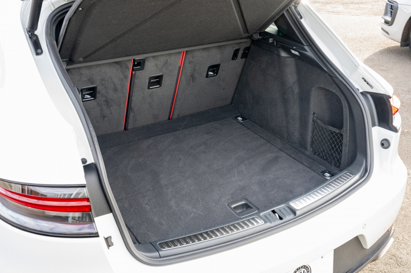 ポルシェ マカン ﾍﾞｰｽｸﾞﾚｰﾄﾞ　MY20 ｶﾞｰﾈｯﾄﾚｯﾄﾞﾚｻﾞｰPKG ｼｰﾄﾋｰﾀｰ PCMﾅﾋﾞ ﾌﾙｾｸﾞTV AppleCarPlay ﾊﾟｰｸｱｼｽﾄ TPM ｵｰﾄﾃｰﾙｹﾞｰﾄ ｶﾗｰｸﾚｽﾄｷｬｯﾌﾟ ﾏｶﾝS18ｲﾝﾁAW　2年保証