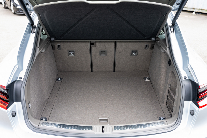 ポルシェ マカン ﾀｰﾎﾞ ｽﾎﾟｰﾂｸﾛﾉPKG　MY15 ｱﾀﾞﾌﾟﾃｨﾌﾞｽﾎﾟｰﾂｼｰﾄ AppleCarplay ｽﾎﾟｰﾂｴｸﾞｿﾞｰｽﾄ PASM/ｴｱｻｽ ｴﾝﾄﾘｰﾄﾞﾗｲﾌﾞ 911ﾀｰﾎﾞﾃﾞｻﾞｲﾝ21ｲﾝﾁAW　2年保証