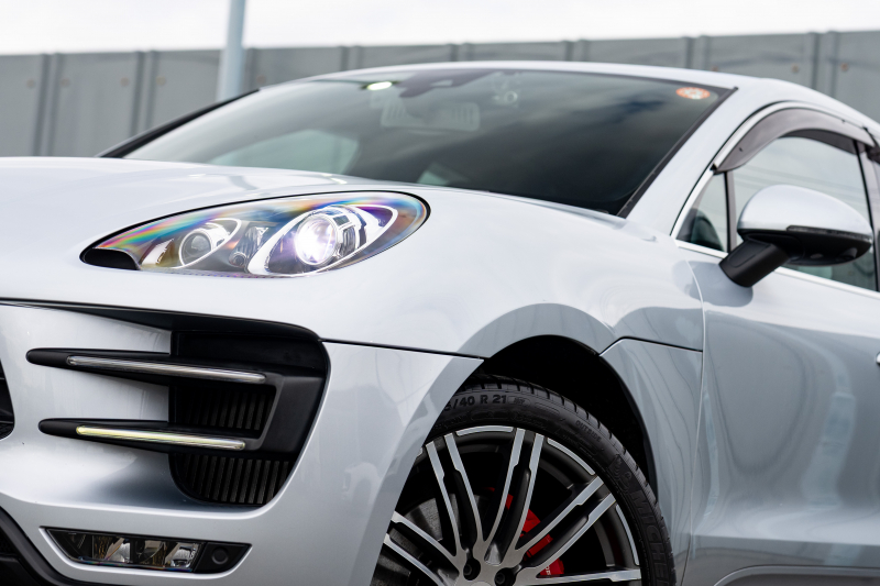 ポルシェ マカン ﾀｰﾎﾞ ｽﾎﾟｰﾂｸﾛﾉPKG　MY15 ｱﾀﾞﾌﾟﾃｨﾌﾞｽﾎﾟｰﾂｼｰﾄ AppleCarplay ｽﾎﾟｰﾂｴｸﾞｿﾞｰｽﾄ PASM/ｴｱｻｽ ｴﾝﾄﾘｰﾄﾞﾗｲﾌﾞ 911ﾀｰﾎﾞﾃﾞｻﾞｲﾝ21ｲﾝﾁAW　2年保証