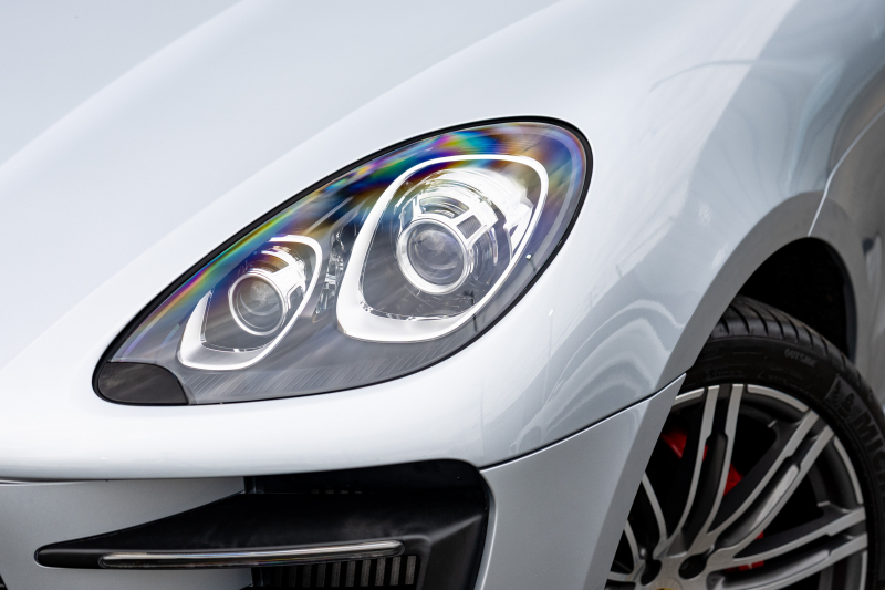 ポルシェ マカン ﾀｰﾎﾞ ｽﾎﾟｰﾂｸﾛﾉPKG　MY15 ｱﾀﾞﾌﾟﾃｨﾌﾞｽﾎﾟｰﾂｼｰﾄ AppleCarplay ｽﾎﾟｰﾂｴｸﾞｿﾞｰｽﾄ PASM/ｴｱｻｽ ｴﾝﾄﾘｰﾄﾞﾗｲﾌﾞ 911ﾀｰﾎﾞﾃﾞｻﾞｲﾝ21ｲﾝﾁAW　2年保証