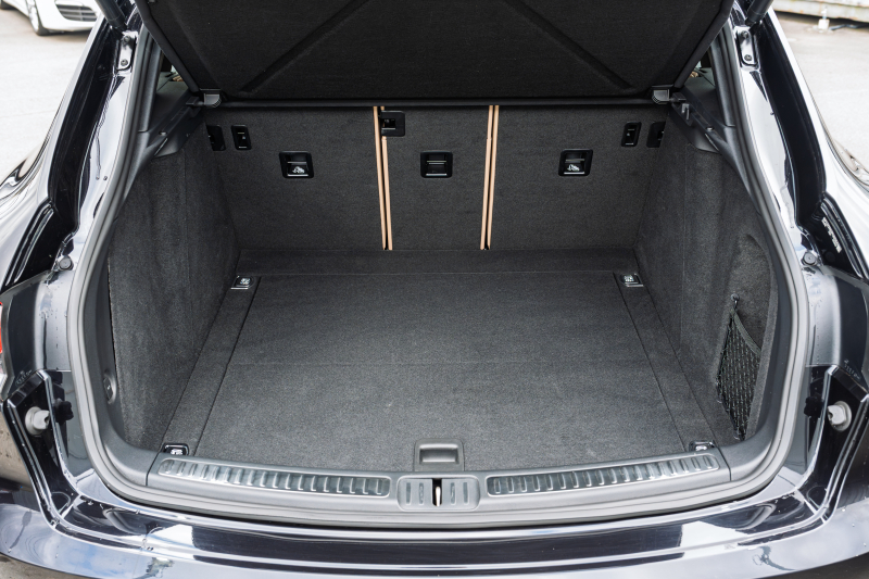 ポルシェ マカン S ｽﾎﾟｰﾂｸﾛﾉPKG　MY23 1ｵｰﾅｰ ﾂｰﾄﾝﾚｻﾞｰｲﾝﾃ(ﾌﾞﾗｯｸ/ﾓﾊｰｳﾞｪﾍﾞｰｼﾞｭ) ｱﾀﾞﾌﾟﾃｨﾌﾞｽﾎﾟｰﾂｼｰﾄ ﾍﾞﾝﾁﾚｰﾀｰ ﾊﾟﾉﾗﾏSR PCM ｽﾎﾟｰﾂｴｸﾞｿﾞｰｽﾄ PASM ﾏﾄﾘｯｸｽLED ﾏｶﾝS20AW　2年保証