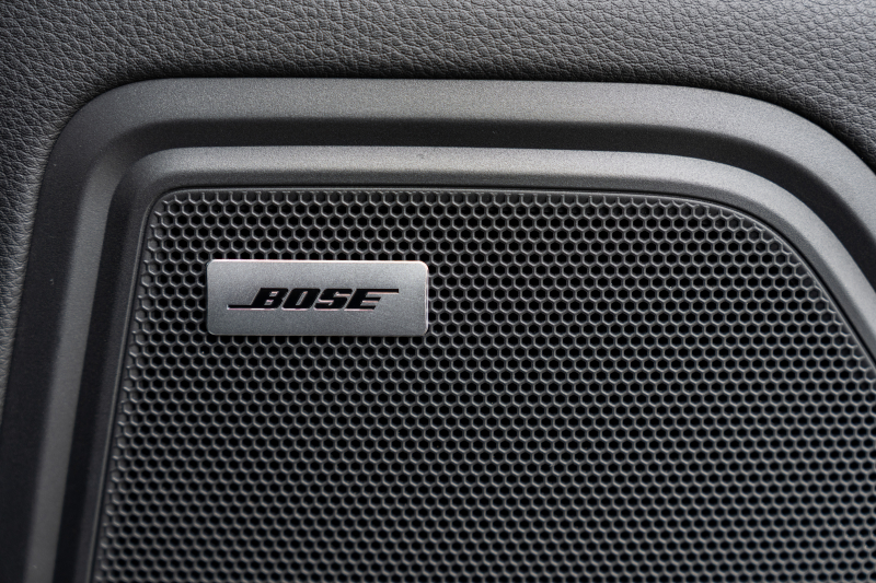 ポルシェ マカン ﾀｰﾎﾞ ｽﾎﾟｰﾂｸﾛﾉPKG　ﾂｰﾄﾝﾚｻﾞｰPKG(ｶﾞｰﾈｯﾄﾚｯﾄﾞ/ﾌﾞﾗｯｸ) ﾊﾟﾉﾗﾏｻﾝﾙｰﾌ PCMﾅﾋﾞTV PASM ｴﾝﾄﾘｰﾄﾞﾗｲﾌﾞ BOSEｻｳﾝﾄﾞ ｸﾙｺﾝ RSｽﾊﾟｲﾀﾞｰﾃﾞｻﾞｲﾝ20ｲﾝﾁAW　2年保証