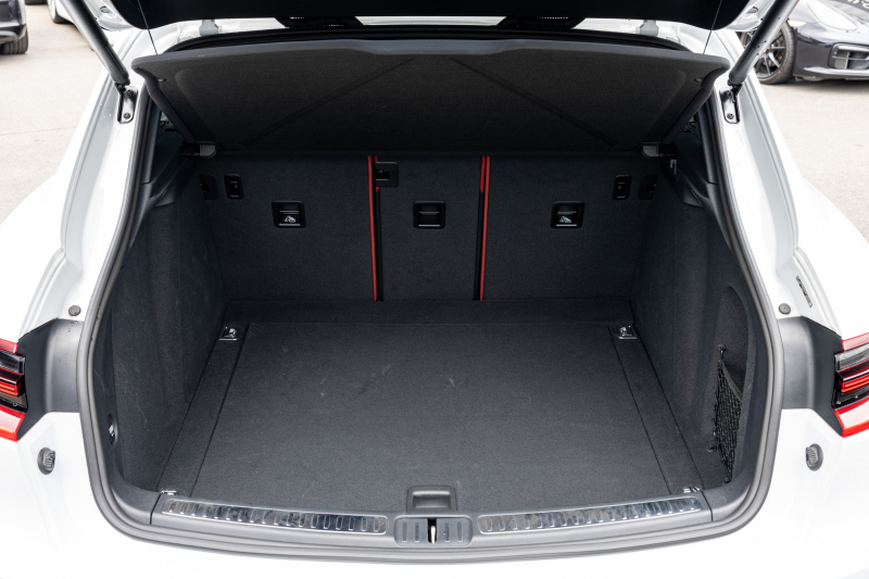 ポルシェ マカン ﾀｰﾎﾞ ｽﾎﾟｰﾂｸﾛﾉPKG　ﾂｰﾄﾝﾚｻﾞｰPKG(ｶﾞｰﾈｯﾄﾚｯﾄﾞ/ﾌﾞﾗｯｸ) ﾊﾟﾉﾗﾏｻﾝﾙｰﾌ PCMﾅﾋﾞTV PASM ｴﾝﾄﾘｰﾄﾞﾗｲﾌﾞ BOSEｻｳﾝﾄﾞ ｸﾙｺﾝ RSｽﾊﾟｲﾀﾞｰﾃﾞｻﾞｲﾝ20ｲﾝﾁAW　2年保証