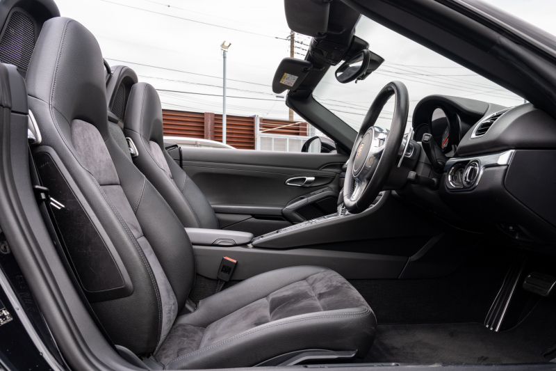 ポルシェ ボクスター(Type981) S ｽﾎﾟｰﾂｸﾛﾉPKG　ﾌﾞﾗｯｸﾊｰﾌﾚｻﾞｰｼｰﾄ ｼｰﾄﾋｰﾀｰ ﾌﾞﾗｯｸｿﾌﾄﾄｯﾌﾟ ｸﾗﾘｵﾝﾅﾋﾞTV PASM ｽﾎﾟｰﾂﾃﾞｻﾞｲﾝｽﾃｱ 電動Dﾐﾗｰ ｵｰﾄｴｱｺﾝ ﾎﾞｸｽﾀｰS19ｲﾝﾁAW　2年保証