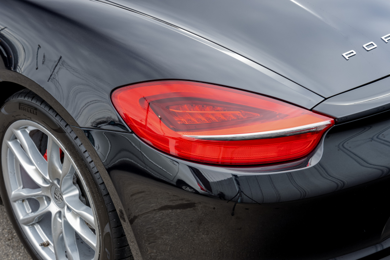 ポルシェ ボクスター(Type981) S ｽﾎﾟｰﾂｸﾛﾉPKG　ﾌﾞﾗｯｸﾊｰﾌﾚｻﾞｰｼｰﾄ ｼｰﾄﾋｰﾀｰ ﾌﾞﾗｯｸｿﾌﾄﾄｯﾌﾟ ｸﾗﾘｵﾝﾅﾋﾞTV PASM ｽﾎﾟｰﾂﾃﾞｻﾞｲﾝｽﾃｱ 電動Dﾐﾗｰ ｵｰﾄｴｱｺﾝ ﾎﾞｸｽﾀｰS19ｲﾝﾁAW　2年保証