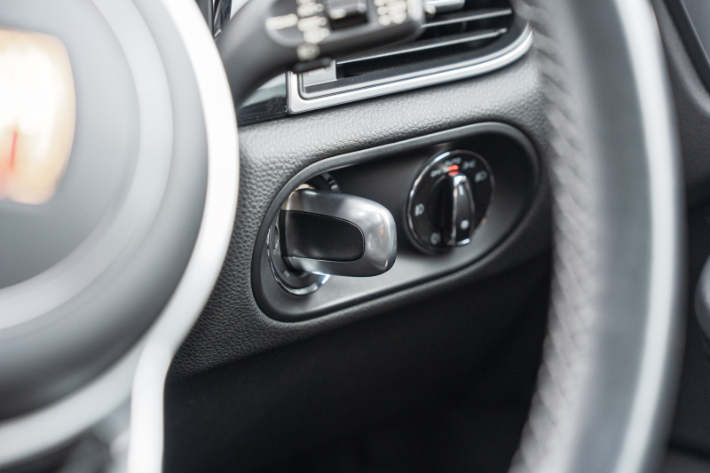 ポルシェ マカン S　MY15 ﾌﾞﾗｯｸﾚｻﾞｰｼｰﾄ ｼｰﾄﾋｰﾀｰ ﾊﾟﾉﾗﾏｻﾝﾙｰﾌ ｸﾗﾘｵﾝﾅﾋﾞ ﾌﾙｾｸﾞTV PASM PDLS ｴﾝﾄﾘｰﾄﾞﾗｲﾌﾞ 911ﾀｰﾎﾞﾃﾞｻﾞｲﾝ21ｲﾝﾁAW　2年保証