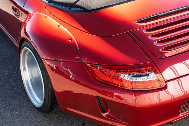 ポルシェ 911(Type997) ｶﾚﾗ4 ｶﾌﾞﾘｵﾚ　RWB997 ﾚｷﾞｭﾗｰﾜｲﾄﾞﾎﾞﾃﾞｨ RWBｺﾗﾎﾞﾚｰｼｮﾝWORK Meister19AW Fﾀﾞｳﾝｻｽ ﾘｱ車高調 黒革 ﾅﾋﾞTV ETC FCLﾘﾝｸﾞｷｾﾉﾝ LEDﾄﾞﾗｲﾋﾞﾝｸﾞﾗｲﾄ&ﾃｰﾙ ﾊﾟﾄﾞﾙｼﾌﾄ