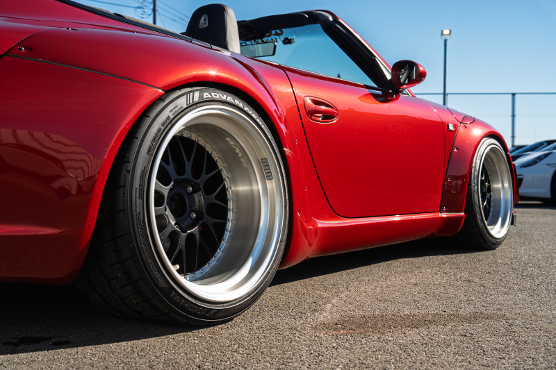 ポルシェ 911(Type997) ｶﾚﾗ4 ｶﾌﾞﾘｵﾚ　RWB997 ﾚｷﾞｭﾗｰﾜｲﾄﾞﾎﾞﾃﾞｨ RWBｺﾗﾎﾞﾚｰｼｮﾝWORK Meister19AW Fﾀﾞｳﾝｻｽ ﾘｱ車高調 黒革 ﾅﾋﾞTV ETC FCLﾘﾝｸﾞｷｾﾉﾝ LEDﾄﾞﾗｲﾋﾞﾝｸﾞﾗｲﾄ&ﾃｰﾙ ﾊﾟﾄﾞﾙｼﾌﾄ