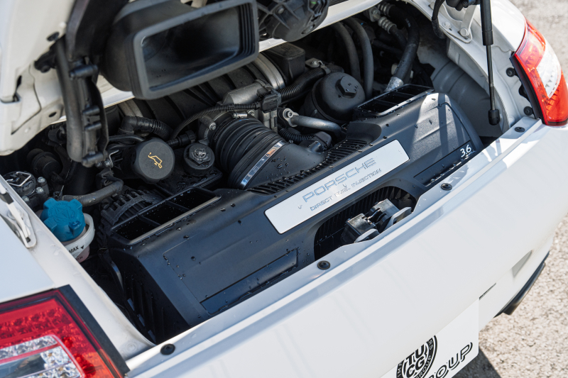 ポルシェ 911(Type997) ｶﾚﾗ　右ﾊﾝﾄﾞﾙ 後期ﾓﾃﾞﾙ ｽﾄｰﾝｸﾞﾚｰﾚｻﾞｰｼｰﾄ ｼｰﾄﾋｰﾀｰ ｸﾗﾘｵﾝﾅﾋﾞ ﾌﾙｾｸﾞTV ｷｾﾉﾝﾗｲﾄ ｵｰﾄｴｱｺﾝ ｽﾎﾟｰﾂﾃﾞｻﾞｲﾝ19ｲﾝﾁAW　2年保証