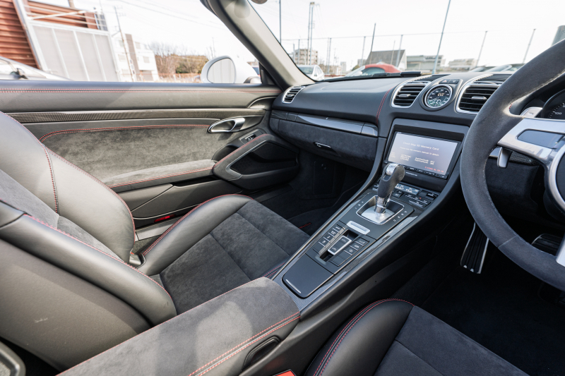 ポルシェ ボクスター(Type981) GTS ｽﾎﾟｰﾂｸﾛﾉPKG　GTSｲﾝﾃﾘｱPKG ｽﾎﾟｰﾂｼｰﾄ･ﾌﾟﾗｽ ﾅﾋﾞTV ｽﾎﾟｰﾂｴｸﾞｿﾞｰｽﾄ PASM PDLS ｽﾎﾟｰﾂﾃﾞｻﾞｲﾝｽﾃｱﾘﾝｸﾞ 電動Dﾐﾗｰ TPM ｶﾚﾗS20ｲﾝﾁAW　2年保証