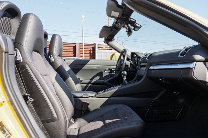 ポルシェ ボクスター(Type981) ﾍﾞｰｽｸﾞﾚｰﾄﾞ ｽﾎﾟｰﾂｸﾛﾉPKG　6速ﾏﾆｭｱﾙ 左ﾊﾝﾄﾞﾙ ﾌﾞﾗｯｸﾊｰﾌﾚｻﾞｰｼｰﾄﾋｰﾀｰ ﾌﾞﾗｯｸｿﾌﾄﾄｯﾌﾟ ﾅﾋﾞTV PDLS 電動Dﾐﾗｰ ﾋﾞﾙｼｭﾀｲﾝ車高調 ﾎﾞｸｽﾀｰS19ｲﾝﾁAW　2年保証