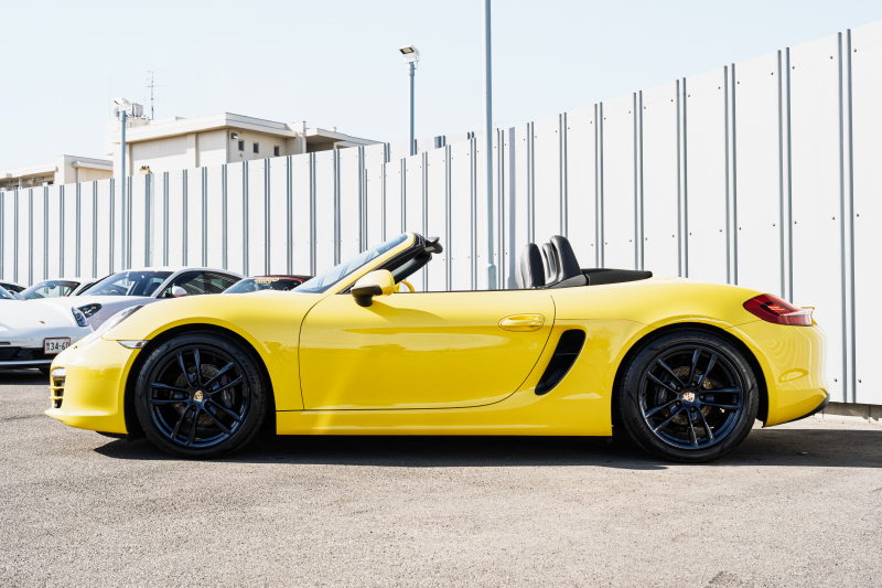 ポルシェ ボクスター(Type981) ﾍﾞｰｽｸﾞﾚｰﾄﾞ ｽﾎﾟｰﾂｸﾛﾉPKG　6速ﾏﾆｭｱﾙ 左ﾊﾝﾄﾞﾙ ﾌﾞﾗｯｸﾊｰﾌﾚｻﾞｰｼｰﾄﾋｰﾀｰ ﾌﾞﾗｯｸｿﾌﾄﾄｯﾌﾟ ﾅﾋﾞTV PDLS 電動Dﾐﾗｰ ﾋﾞﾙｼｭﾀｲﾝ車高調 ﾎﾞｸｽﾀｰS19ｲﾝﾁAW　2年保証