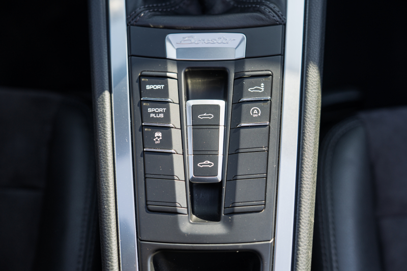 ポルシェ ボクスター(Type981) ﾍﾞｰｽｸﾞﾚｰﾄﾞ ｽﾎﾟｰﾂｸﾛﾉPKG　6速ﾏﾆｭｱﾙ 左ﾊﾝﾄﾞﾙ ﾌﾞﾗｯｸﾊｰﾌﾚｻﾞｰｼｰﾄﾋｰﾀｰ ﾌﾞﾗｯｸｿﾌﾄﾄｯﾌﾟ ﾅﾋﾞTV PDLS 電動Dﾐﾗｰ ﾋﾞﾙｼｭﾀｲﾝ車高調 ﾎﾞｸｽﾀｰS19ｲﾝﾁAW　2年保証