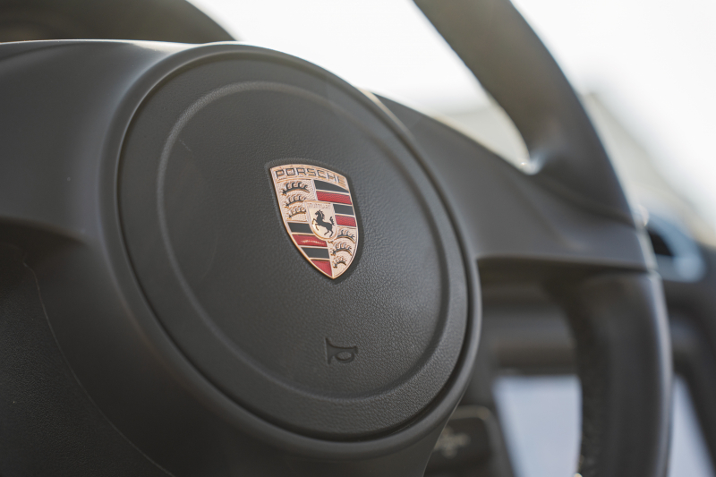 ポルシェ ボクスター(Type981) ﾍﾞｰｽｸﾞﾚｰﾄﾞ ｽﾎﾟｰﾂｸﾛﾉPKG　6速ﾏﾆｭｱﾙ 左ﾊﾝﾄﾞﾙ ﾌﾞﾗｯｸﾊｰﾌﾚｻﾞｰｼｰﾄﾋｰﾀｰ ﾌﾞﾗｯｸｿﾌﾄﾄｯﾌﾟ ﾅﾋﾞTV PDLS 電動Dﾐﾗｰ ﾋﾞﾙｼｭﾀｲﾝ車高調 ﾎﾞｸｽﾀｰS19ｲﾝﾁAW　2年保証