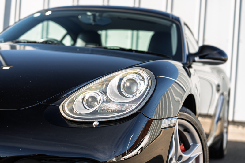 ポルシェ ケイマン(Type987) S　後期ﾓﾃﾞﾙ ｵｰｼｬﾝﾌﾞﾙｰﾊｰﾌﾚｻﾞｰｼｰﾄ ｶﾛｯﾂｪﾘｱﾅﾋﾞTV ｷｾﾉﾝ&ﾀﾞｲﾅﾐｯｸｺｰﾅﾘﾝｸﾞﾗｲﾄ ｵｰﾄｴｱｺﾝ ｹｲﾏﾝS18ｲﾝﾁAW　2年保証