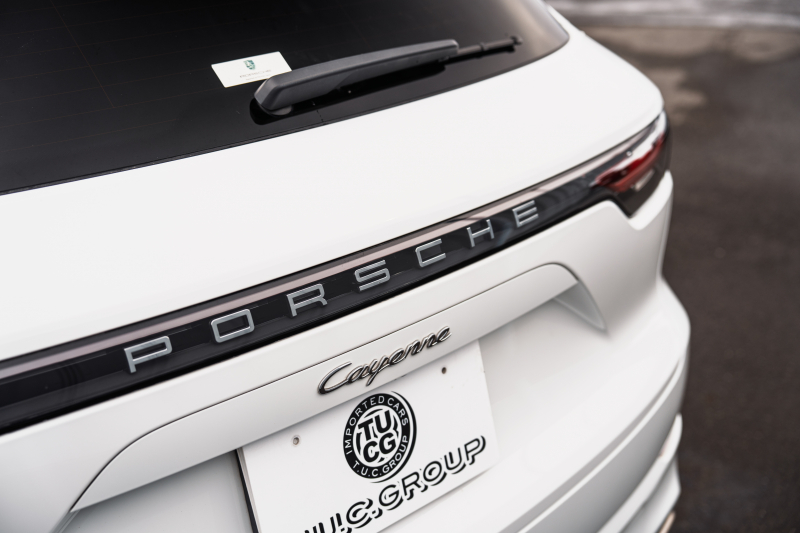 ポルシェ カイエン ﾍﾞｰｽｸﾞﾚｰﾄﾞ　1ｵｰﾅｰ 2019年ﾓﾃﾞﾙ ﾌﾞﾗｯｸﾚｻﾞｰｼｰﾄ PCMﾅﾋﾞ CarPlay ｽﾎﾟｰﾂﾃﾞｻﾞｲﾝｽﾌﾛﾝﾄｴﾌﾟﾛﾝ ｴﾝﾄﾘｰﾄﾞﾗｲﾌﾞ ACC ｱﾗｳﾝﾄﾞﾋﾞｭｰ TPM ｶｲｴﾝ19AW　2年保証