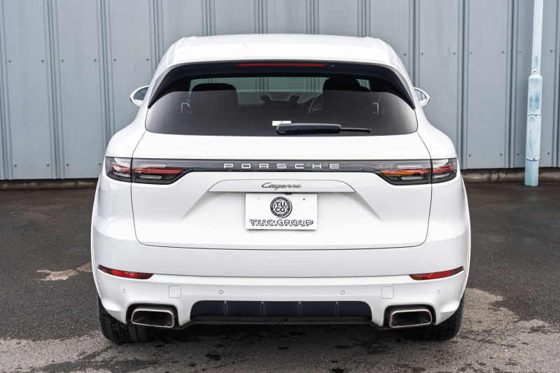 ポルシェ カイエン ﾍﾞｰｽｸﾞﾚｰﾄﾞ　1ｵｰﾅｰ 2019年ﾓﾃﾞﾙ ﾌﾞﾗｯｸﾚｻﾞｰｼｰﾄ PCMﾅﾋﾞ CarPlay ｽﾎﾟｰﾂﾃﾞｻﾞｲﾝｽﾌﾛﾝﾄｴﾌﾟﾛﾝ ｴﾝﾄﾘｰﾄﾞﾗｲﾌﾞ ACC ｱﾗｳﾝﾄﾞﾋﾞｭｰ TPM ｶｲｴﾝ19AW　2年保証