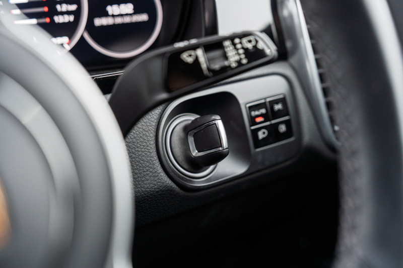 ポルシェ カイエン ﾍﾞｰｽｸﾞﾚｰﾄﾞ　1ｵｰﾅｰ 2019年ﾓﾃﾞﾙ ﾌﾞﾗｯｸﾚｻﾞｰｼｰﾄ PCMﾅﾋﾞ CarPlay ｽﾎﾟｰﾂﾃﾞｻﾞｲﾝｽﾌﾛﾝﾄｴﾌﾟﾛﾝ ｴﾝﾄﾘｰﾄﾞﾗｲﾌﾞ ACC ｱﾗｳﾝﾄﾞﾋﾞｭｰ TPM ｶｲｴﾝ19AW　2年保証