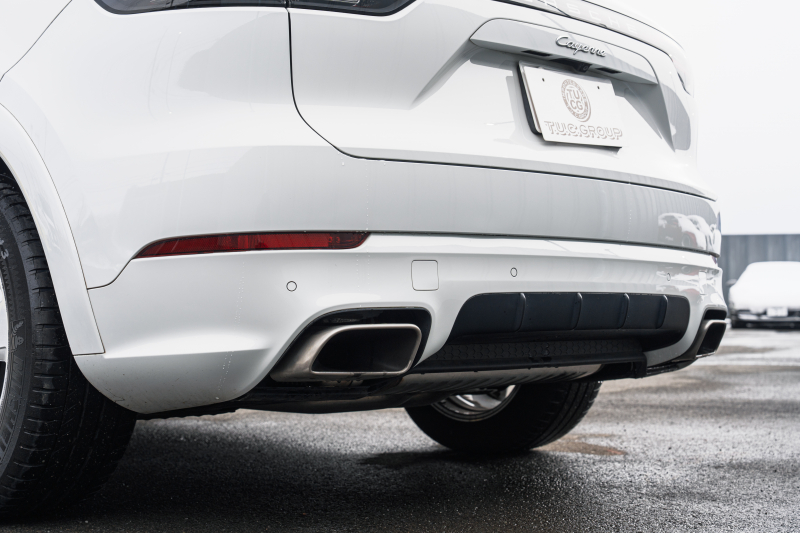 ポルシェ カイエン ﾍﾞｰｽｸﾞﾚｰﾄﾞ　1ｵｰﾅｰ 2019年ﾓﾃﾞﾙ ﾌﾞﾗｯｸﾚｻﾞｰｼｰﾄ PCMﾅﾋﾞ CarPlay ｽﾎﾟｰﾂﾃﾞｻﾞｲﾝｽﾌﾛﾝﾄｴﾌﾟﾛﾝ ｴﾝﾄﾘｰﾄﾞﾗｲﾌﾞ ACC ｱﾗｳﾝﾄﾞﾋﾞｭｰ TPM ｶｲｴﾝ19AW　2年保証