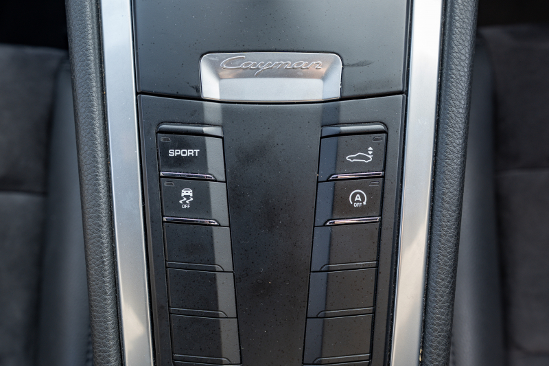 ポルシェ ケイマン(Type981) ﾍﾞｰｽｸﾞﾚｰﾄﾞ　ﾌﾞﾗｯｸﾊｰﾌﾚｻﾞｰｼｰﾄ ｼｰﾄﾋｰﾀｰ ﾅﾋﾞTV ｽﾎﾟｰﾂﾃﾞｻﾞｲﾝｽﾃｱﾘﾝｸﾞ PDLS 電動Dﾐﾗｰ ｵｰﾄｴｱｺﾝ ｹｲﾏﾝ18ｲﾝﾁAW　2年保証