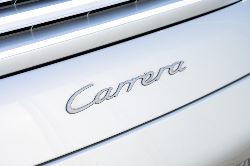 ポルシェ 911(Type997) ｶﾚﾗ　ﾌﾞﾗｯｸﾚｻﾞｰｼｰﾄ ｱﾙｶﾝﾀｰﾗﾙｰﾌﾗｲﾅｰ ｶﾛｯﾂｪﾘｱﾅﾋﾞ ﾌﾙｾｸﾞTV ｵｰﾄｴｱｺﾝ PSM ｷｾﾉﾝﾗｲﾄ F/Rﾌｫｸﾞ ｶﾚﾗ18ｲﾝﾁAW　2年保証