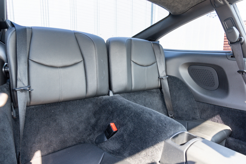 ポルシェ 911(Type997) ｶﾚﾗ　ﾌﾞﾗｯｸﾚｻﾞｰｼｰﾄ ｱﾙｶﾝﾀｰﾗﾙｰﾌﾗｲﾅｰ ｶﾛｯﾂｪﾘｱﾅﾋﾞ ﾌﾙｾｸﾞTV ｵｰﾄｴｱｺﾝ PSM ｷｾﾉﾝﾗｲﾄ F/Rﾌｫｸﾞ ｶﾚﾗ18ｲﾝﾁAW　2年保証