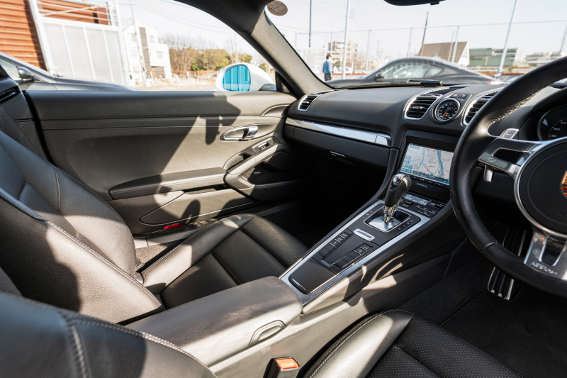 ポルシェ ケイマン(Type981) S ｽﾎﾟｰﾂｸﾛﾉPKG　2016年ﾓﾃﾞﾙ ﾌﾞﾗｯｸﾚｻﾞｰｼｰﾄ ｼｰﾄﾋｰﾀｰ ﾅﾋﾞTV ｽﾎﾟｰﾂﾃﾞｻﾞｲﾝｽﾃｱ PDLS BOSE ﾃｨﾝﾃｯﾄﾞﾙｯｸﾃｰﾙ TPM ｶﾚﾗS20ｲﾝﾁAW　2年保証