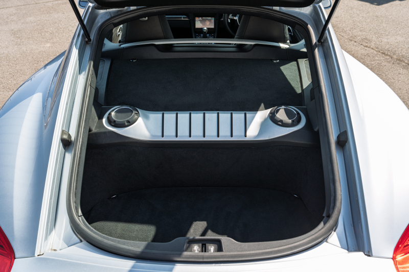 ポルシェ ケイマン(Type981) ﾍﾞｰｽｸﾞﾚｰﾄﾞ ｽﾎﾟｰﾂｸﾛﾉPKG　ﾌﾞﾗｯｸﾚｻﾞｰｼｰﾄ ｼｰﾄﾋｰﾀｰ ﾅﾋﾞTV ｽﾎﾟｰﾂﾃﾞｻﾞｲﾝｽﾃｱﾘﾝｸﾞ PDLS BOSE ｽﾎﾟｰﾂｼｬｰｼ ﾎﾞｸｽﾀｰS19ｲﾝﾁAW　2年保証