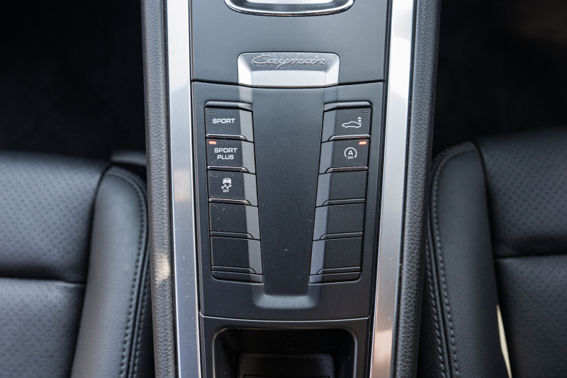 ポルシェ ケイマン(Type981) ﾍﾞｰｽｸﾞﾚｰﾄﾞ ｽﾎﾟｰﾂｸﾛﾉPKG　ﾌﾞﾗｯｸﾚｻﾞｰｼｰﾄ ｼｰﾄﾋｰﾀｰ ﾅﾋﾞTV ｽﾎﾟｰﾂﾃﾞｻﾞｲﾝｽﾃｱﾘﾝｸﾞ PDLS BOSE ｽﾎﾟｰﾂｼｬｰｼ ﾎﾞｸｽﾀｰS19ｲﾝﾁAW　2年保証