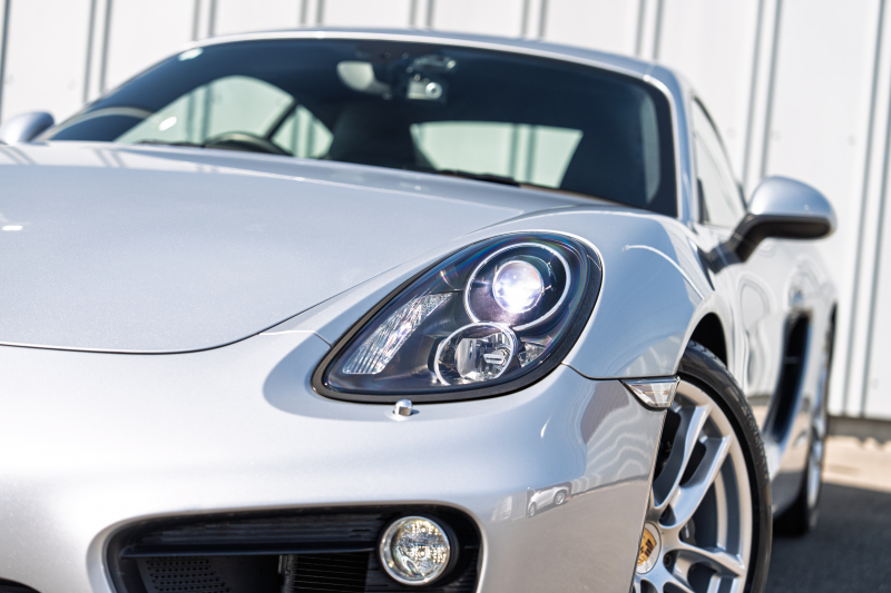 ポルシェ ケイマン(Type981) ﾍﾞｰｽｸﾞﾚｰﾄﾞ ｽﾎﾟｰﾂｸﾛﾉPKG　ﾌﾞﾗｯｸﾚｻﾞｰｼｰﾄ ｼｰﾄﾋｰﾀｰ ﾅﾋﾞTV ｽﾎﾟｰﾂﾃﾞｻﾞｲﾝｽﾃｱﾘﾝｸﾞ PDLS BOSE ｽﾎﾟｰﾂｼｬｰｼ ﾎﾞｸｽﾀｰS19ｲﾝﾁAW　2年保証