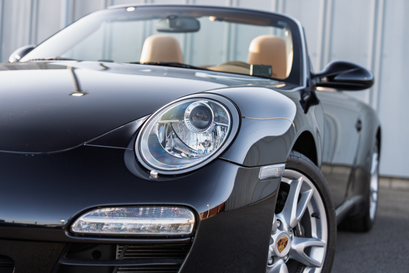 ポルシェ 911(Type997) ｶﾚﾗｶﾌﾞﾘｵﾚ ｽﾎﾟｰﾂｸﾛﾉPKG　後期ﾓﾃﾞﾙ 7速PDK ﾍﾞｰｼﾞｭﾚｻﾞｰｼｰﾄ ｼｰﾄﾋｰﾀｰ ｸﾗﾘｵﾝﾅﾋﾞ ﾊﾞｯｸｶﾒﾗ ｷｾﾉﾝﾍｯﾄﾞﾗｲﾄ ｵｰﾄｴｱｺﾝ ｶﾚﾗ18ｲﾝﾁAW　2年保証