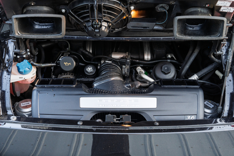 ポルシェ 911(Type997) ｶﾚﾗｶﾌﾞﾘｵﾚ ｽﾎﾟｰﾂｸﾛﾉPKG　後期ﾓﾃﾞﾙ 7速PDK ﾍﾞｰｼﾞｭﾚｻﾞｰｼｰﾄ ｼｰﾄﾋｰﾀｰ ｸﾗﾘｵﾝﾅﾋﾞ ﾊﾞｯｸｶﾒﾗ ｷｾﾉﾝﾍｯﾄﾞﾗｲﾄ ｵｰﾄｴｱｺﾝ ｶﾚﾗ18ｲﾝﾁAW　2年保証