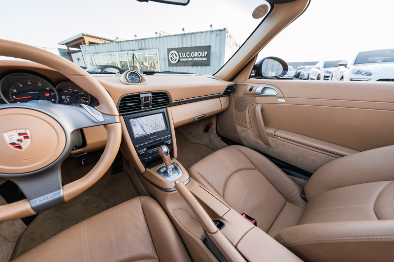 ポルシェ 911(Type997) ｶﾚﾗｶﾌﾞﾘｵﾚ ｽﾎﾟｰﾂｸﾛﾉPKG　後期ﾓﾃﾞﾙ 7速PDK ﾍﾞｰｼﾞｭﾚｻﾞｰｼｰﾄ ｼｰﾄﾋｰﾀｰ ｸﾗﾘｵﾝﾅﾋﾞ ﾊﾞｯｸｶﾒﾗ ｷｾﾉﾝﾍｯﾄﾞﾗｲﾄ ｵｰﾄｴｱｺﾝ ｶﾚﾗ18ｲﾝﾁAW　2年保証