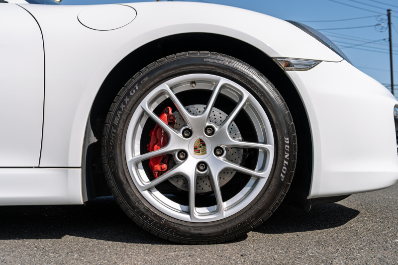 ポルシェ ボクスター(Type981) ﾍﾞｰｽｸﾞﾚｰﾄﾞ　ﾌﾞﾗｯｸﾊｰﾌﾚｻﾞｰ ﾌﾞﾗｯｸｿﾌﾄﾄｯﾌﾟ ﾅﾋﾞTV ｽﾎﾟｰﾂﾃﾞｻﾞｲﾝｽﾃｱﾘﾝｸﾞ PDLS ｵｰﾄA/C 電動Dﾐﾗｰ ｹｲﾏﾝ18ｲﾝﾁAW ｶﾗｰｸﾚｽﾄｾﾝﾀｰｷｬｯﾌﾟ　2年保証