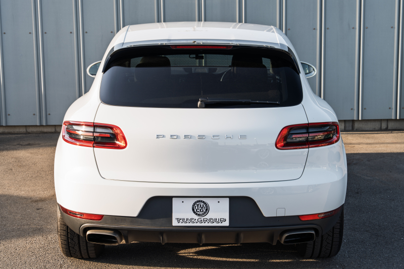 ポルシェ マカン ﾍﾞｰｽｸﾞﾚｰﾄﾞ　ﾌﾞﾗｯｸﾊｰﾌﾚｻﾞｰｼｰﾄ ｸﾗﾘｵﾝSDﾅﾋﾞ ﾌﾙｾｸﾞTV PDLS ｵｰﾄﾃｰﾙｹﾞｰﾄ ｶﾗｰｸﾚｽﾄｷｬｯﾌﾟ ﾏｶﾝS18ｲﾝﾁAW ﾊﾞｯｸ&ｻｲﾄﾞｶﾒﾗ ﾏﾙﾁﾌｧﾝｸｼｮﾝｽﾃｱ　2年保証