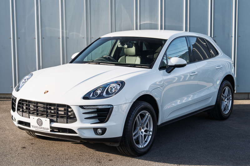 ポルシェ マカン ﾍﾞｰｽｸﾞﾚｰﾄﾞ　ﾌﾞﾗｯｸﾊｰﾌﾚｻﾞｰｼｰﾄ ｸﾗﾘｵﾝSDﾅﾋﾞ ﾌﾙｾｸﾞTV PDLS ｵｰﾄﾃｰﾙｹﾞｰﾄ ｶﾗｰｸﾚｽﾄｷｬｯﾌﾟ ﾏｶﾝS18ｲﾝﾁAW ﾊﾞｯｸ&ｻｲﾄﾞｶﾒﾗ ﾏﾙﾁﾌｧﾝｸｼｮﾝｽﾃｱ　2年保証