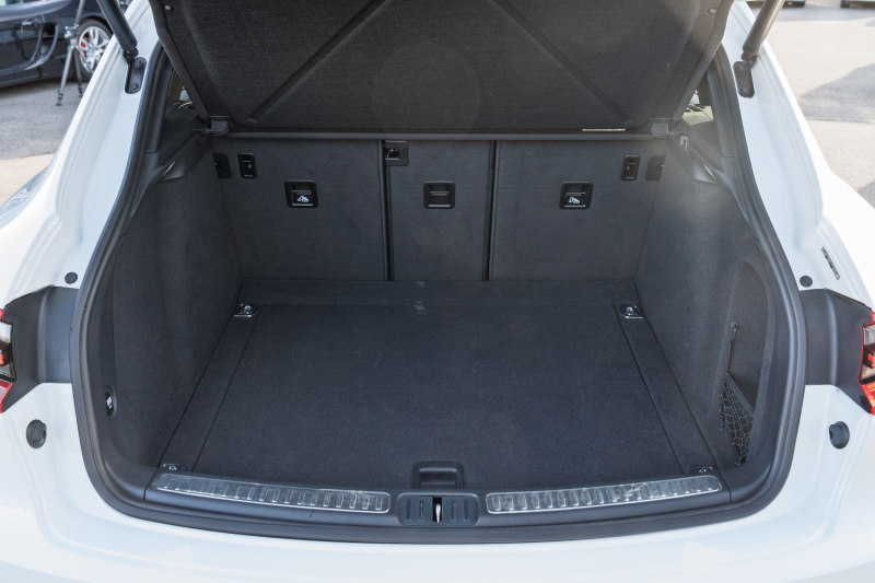 ポルシェ マカン ﾍﾞｰｽｸﾞﾚｰﾄﾞ　ﾌﾞﾗｯｸﾊｰﾌﾚｻﾞｰｼｰﾄ ｸﾗﾘｵﾝSDﾅﾋﾞ ﾌﾙｾｸﾞTV PDLS ｵｰﾄﾃｰﾙｹﾞｰﾄ ｶﾗｰｸﾚｽﾄｷｬｯﾌﾟ ﾏｶﾝS18ｲﾝﾁAW ﾊﾞｯｸ&ｻｲﾄﾞｶﾒﾗ ﾏﾙﾁﾌｧﾝｸｼｮﾝｽﾃｱ　2年保証