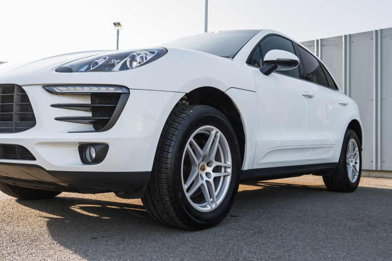 ポルシェ マカン ﾍﾞｰｽｸﾞﾚｰﾄﾞ　ﾌﾞﾗｯｸﾊｰﾌﾚｻﾞｰｼｰﾄ ｸﾗﾘｵﾝSDﾅﾋﾞ ﾌﾙｾｸﾞTV PDLS ｵｰﾄﾃｰﾙｹﾞｰﾄ ｶﾗｰｸﾚｽﾄｷｬｯﾌﾟ ﾏｶﾝS18ｲﾝﾁAW ﾊﾞｯｸ&ｻｲﾄﾞｶﾒﾗ ﾏﾙﾁﾌｧﾝｸｼｮﾝｽﾃｱ　2年保証