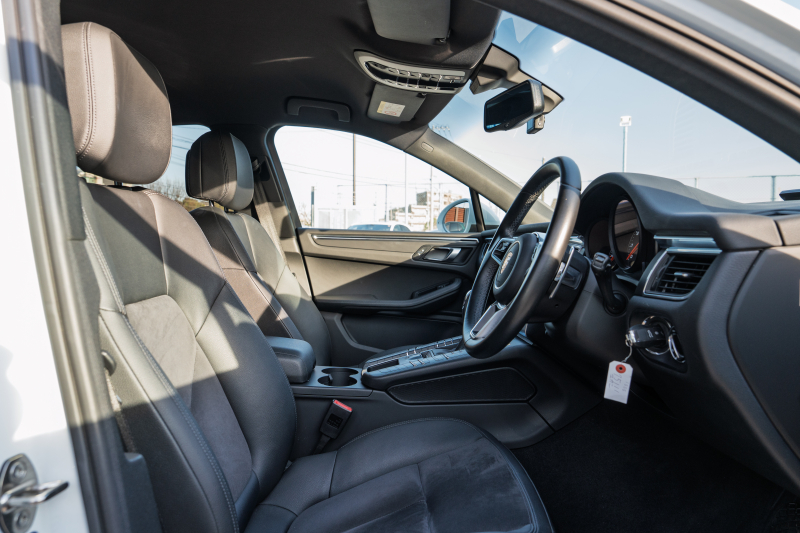 ポルシェ マカン ﾍﾞｰｽｸﾞﾚｰﾄﾞ　ﾌﾞﾗｯｸﾊｰﾌﾚｻﾞｰｼｰﾄ ｸﾗﾘｵﾝSDﾅﾋﾞ ﾌﾙｾｸﾞTV PDLS ｵｰﾄﾃｰﾙｹﾞｰﾄ ｶﾗｰｸﾚｽﾄｷｬｯﾌﾟ ﾏｶﾝS18ｲﾝﾁAW ﾊﾞｯｸ&ｻｲﾄﾞｶﾒﾗ ﾏﾙﾁﾌｧﾝｸｼｮﾝｽﾃｱ　2年保証