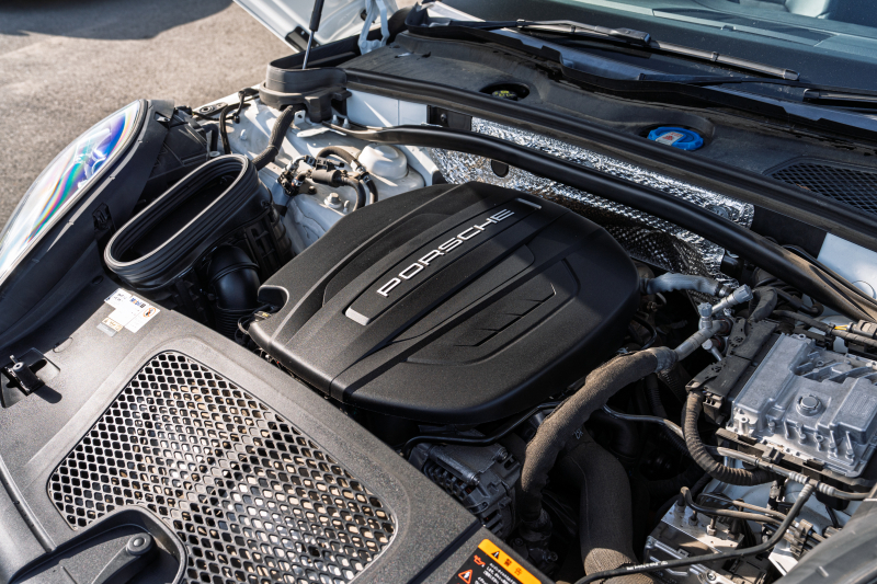 ポルシェ マカン ﾍﾞｰｽｸﾞﾚｰﾄﾞ　ﾌﾞﾗｯｸﾊｰﾌﾚｻﾞｰ ｼｰﾄﾋｰﾀｰ ﾊﾟﾉﾗﾏｻﾝﾙｰﾌ PCMﾅﾋﾞ ｱﾗｳﾝﾄﾞﾋﾞｭｰ ｴﾝﾄﾘｰﾄﾞﾗｲﾌﾞ ACC ﾚｰﾝﾁｪﾝｼﾞ ﾊﾟｰｸｱｼｽﾄ LEDﾗｲﾄ TPM ﾏｶﾝｽﾎﾟｰﾂ19ｲﾝﾁAW　2年保証