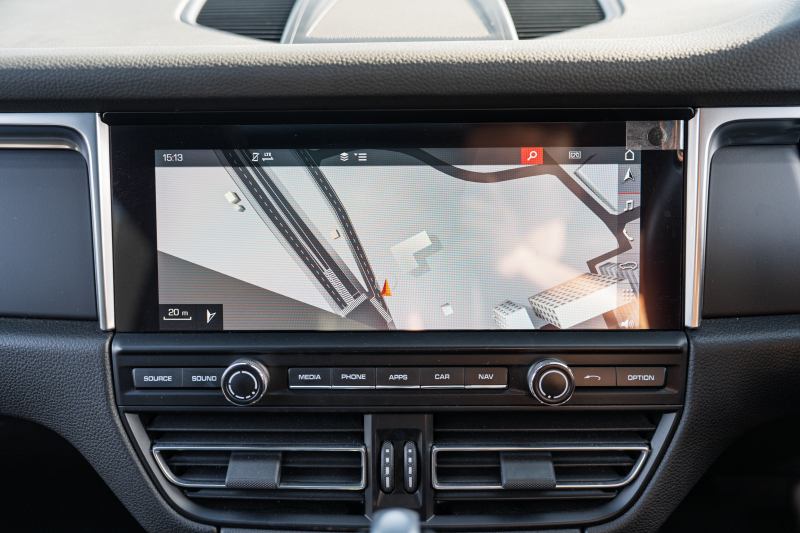 ポルシェ マカン ﾍﾞｰｽｸﾞﾚｰﾄﾞ　ﾌﾞﾗｯｸﾊｰﾌﾚｻﾞｰ ｼｰﾄﾋｰﾀｰ ﾊﾟﾉﾗﾏｻﾝﾙｰﾌ PCMﾅﾋﾞ ｱﾗｳﾝﾄﾞﾋﾞｭｰ ｴﾝﾄﾘｰﾄﾞﾗｲﾌﾞ ACC ﾚｰﾝﾁｪﾝｼﾞ ﾊﾟｰｸｱｼｽﾄ LEDﾗｲﾄ TPM ﾏｶﾝｽﾎﾟｰﾂ19ｲﾝﾁAW　2年保証