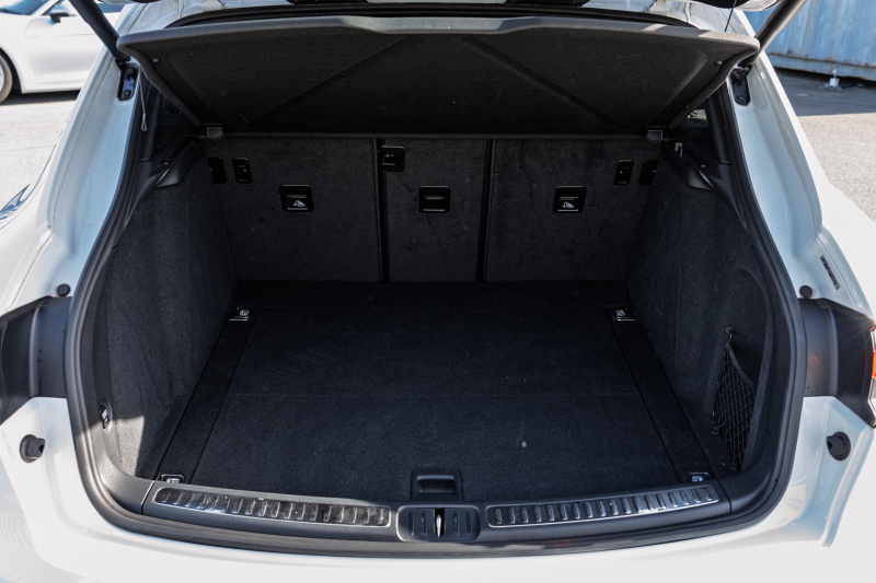 ポルシェ マカン ﾍﾞｰｽｸﾞﾚｰﾄﾞ　ﾌﾞﾗｯｸﾊｰﾌﾚｻﾞｰ ｼｰﾄﾋｰﾀｰ ﾊﾟﾉﾗﾏｻﾝﾙｰﾌ PCMﾅﾋﾞ ｱﾗｳﾝﾄﾞﾋﾞｭｰ ｴﾝﾄﾘｰﾄﾞﾗｲﾌﾞ ACC ﾚｰﾝﾁｪﾝｼﾞ ﾊﾟｰｸｱｼｽﾄ LEDﾗｲﾄ TPM ﾏｶﾝｽﾎﾟｰﾂ19ｲﾝﾁAW　2年保証