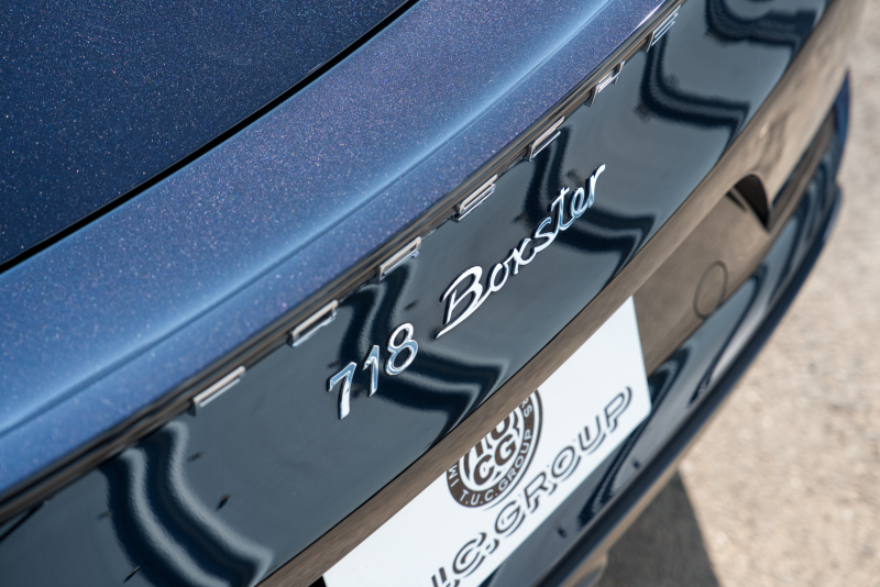 ポルシェ 718 ボクスター ﾍﾞｰｽｸﾞﾚｰﾄﾞ ｽﾎﾟｰﾂｸﾛﾉPKG　ﾌﾞﾗｯｸﾊｰﾌﾚｻﾞｰｼｰﾄ ｼｰﾄﾋｰﾀｰ ﾌﾞﾗｯｸｿﾌﾄﾄｯﾌﾟ PCMﾅﾋﾞTV CarPlay BOSE GTｽﾎﾟｰﾂｽﾃｱ ｷｾﾉﾝ ｵｰﾄｴｱｺﾝ TPM ﾊﾟｰｸｱｼｽﾄ 電格ﾐﾗｰ ﾎﾞｸｽﾀｰ18ｲﾝﾁAW　2年保証