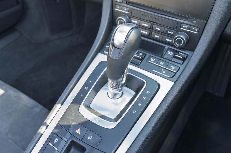 ポルシェ 718 ボクスター ﾍﾞｰｽｸﾞﾚｰﾄﾞ ｽﾎﾟｰﾂｸﾛﾉPKG　ﾌﾞﾗｯｸﾊｰﾌﾚｻﾞｰｼｰﾄ ｼｰﾄﾋｰﾀｰ ﾌﾞﾗｯｸｿﾌﾄﾄｯﾌﾟ PCMﾅﾋﾞTV CarPlay BOSE GTｽﾎﾟｰﾂｽﾃｱ ｷｾﾉﾝ ｵｰﾄｴｱｺﾝ TPM ﾊﾟｰｸｱｼｽﾄ 電格ﾐﾗｰ ﾎﾞｸｽﾀｰ18ｲﾝﾁAW　2年保証