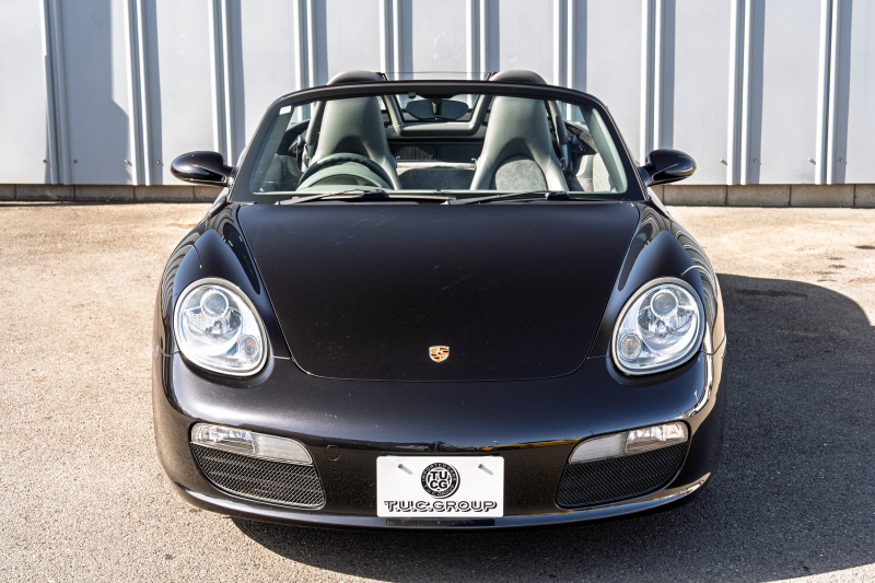 ポルシェ ボクスター(Type987) ﾍﾞｰｽｸﾞﾚｰﾄﾞ　2008年ﾓﾃﾞﾙ 5速ﾏﾆｭｱﾙ ｽﾄｰﾝｸﾞﾚｰﾊｰﾌﾚｻﾞｰ ﾌﾞﾗｯｸｿﾌﾄﾄｯﾌﾟ ｶﾛｯﾂｪﾘｱﾅﾋﾞ ｽﾎﾟｰﾂｽﾃｱﾘﾝｸﾞ ﾋﾞﾙｼｭﾀｲﾝｻｽ 18ｲﾝﾁAW　2年保証