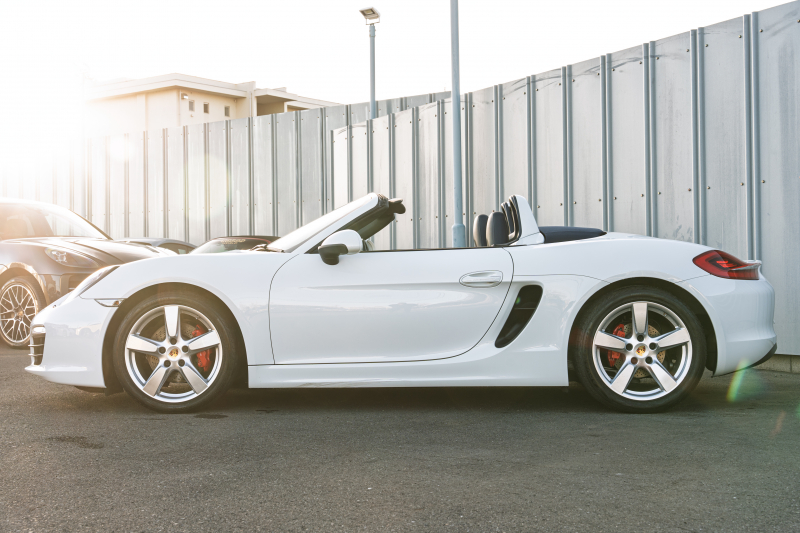 ポルシェ ボクスター(Type981) S　ﾖｯﾃｨﾝｸﾞﾌﾞﾙｰﾊｰﾌﾚｻﾞｰｼｰﾄ ｼｰﾄﾋｰﾀｰ ﾌﾞﾙｰｿﾌﾄﾄｯﾌﾟ ｶﾛｯﾂｪﾘｱﾅﾋﾞ ﾌﾙｾｸﾞTV CarPlay Bｶﾒﾗ PDLS ｽﾎﾟｰﾂﾃﾞｻﾞｲﾝｽﾃｱﾘﾝｸﾞ 電動Dﾐﾗｰ ｵｰﾄA/C ｹｲﾏﾝS19AW　2年保証