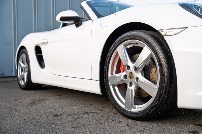 ポルシェ ボクスター(Type981) S　ﾖｯﾃｨﾝｸﾞﾌﾞﾙｰﾊｰﾌﾚｻﾞｰｼｰﾄ ｼｰﾄﾋｰﾀｰ ﾌﾞﾙｰｿﾌﾄﾄｯﾌﾟ ｶﾛｯﾂｪﾘｱﾅﾋﾞ ﾌﾙｾｸﾞTV CarPlay Bｶﾒﾗ PDLS ｽﾎﾟｰﾂﾃﾞｻﾞｲﾝｽﾃｱﾘﾝｸﾞ 電動Dﾐﾗｰ ｵｰﾄA/C ｹｲﾏﾝS19AW　2年保証