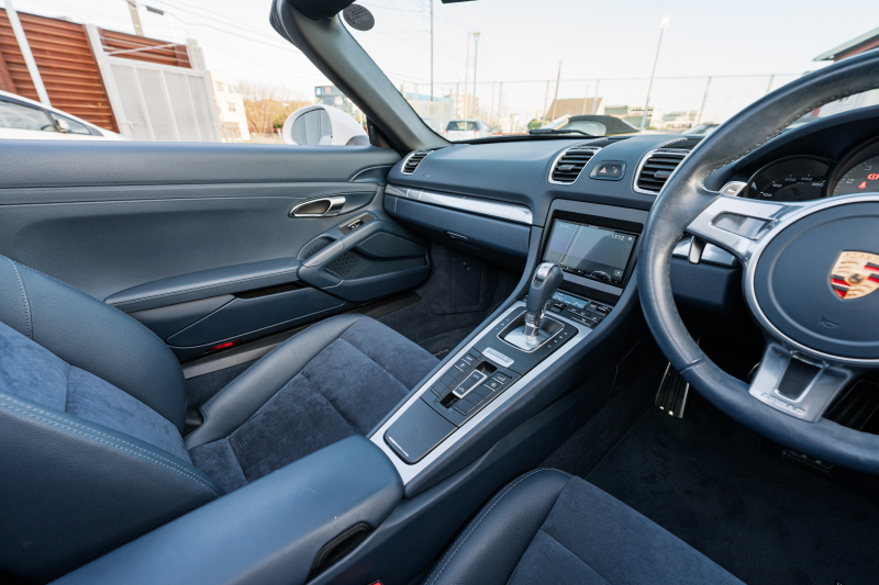 ポルシェ ボクスター(Type981) S　ﾖｯﾃｨﾝｸﾞﾌﾞﾙｰﾊｰﾌﾚｻﾞｰｼｰﾄ ｼｰﾄﾋｰﾀｰ ﾌﾞﾙｰｿﾌﾄﾄｯﾌﾟ ｶﾛｯﾂｪﾘｱﾅﾋﾞ ﾌﾙｾｸﾞTV CarPlay Bｶﾒﾗ PDLS ｽﾎﾟｰﾂﾃﾞｻﾞｲﾝｽﾃｱﾘﾝｸﾞ 電動Dﾐﾗｰ ｵｰﾄA/C ｹｲﾏﾝS19AW　2年保証